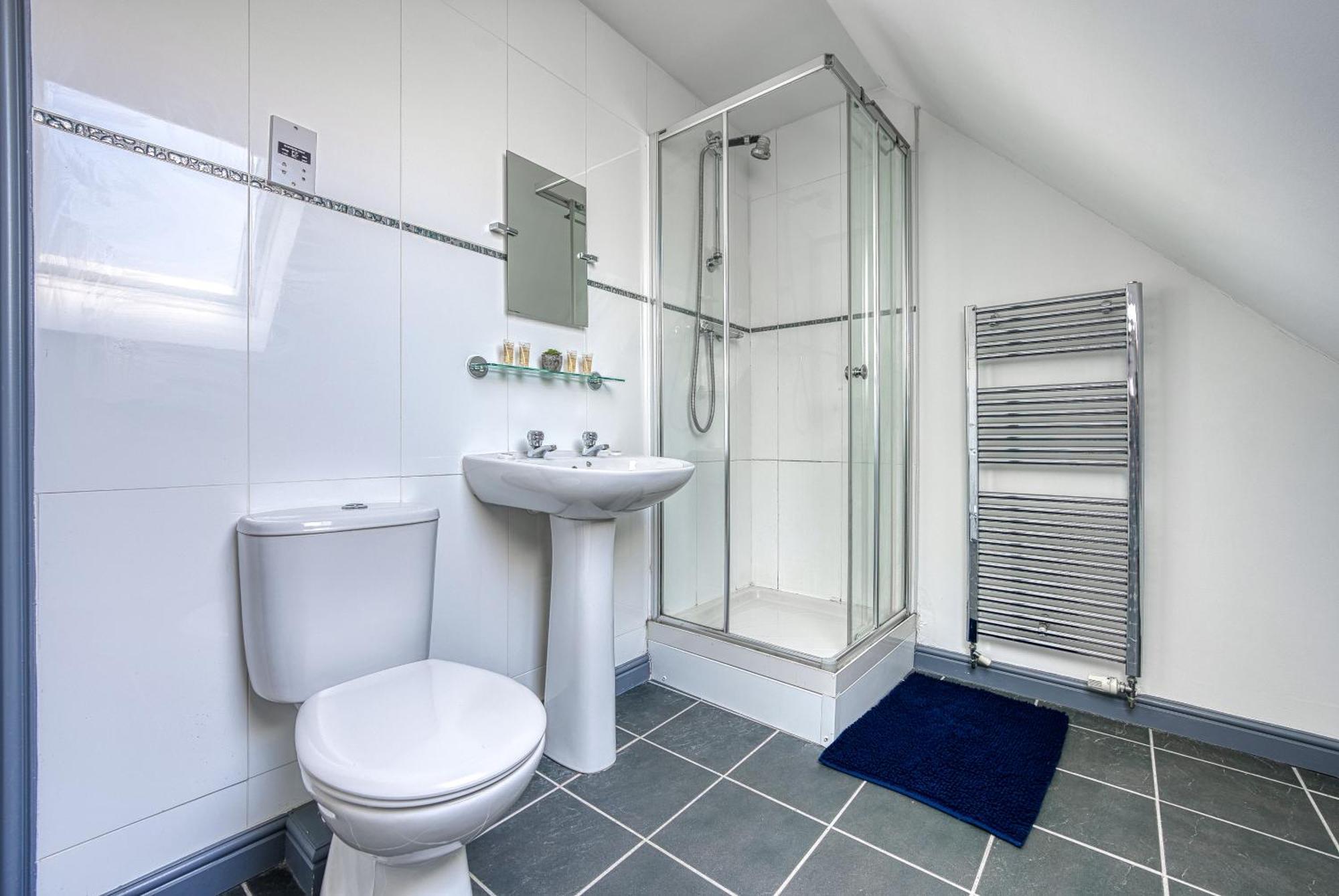 Nec Exhibitor Home, Stay Near Birmingham Airport Exterior photo